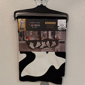 Cynthia Rowley HALLOWEEN MANtel decor NWT NEW GLOW IN DARK